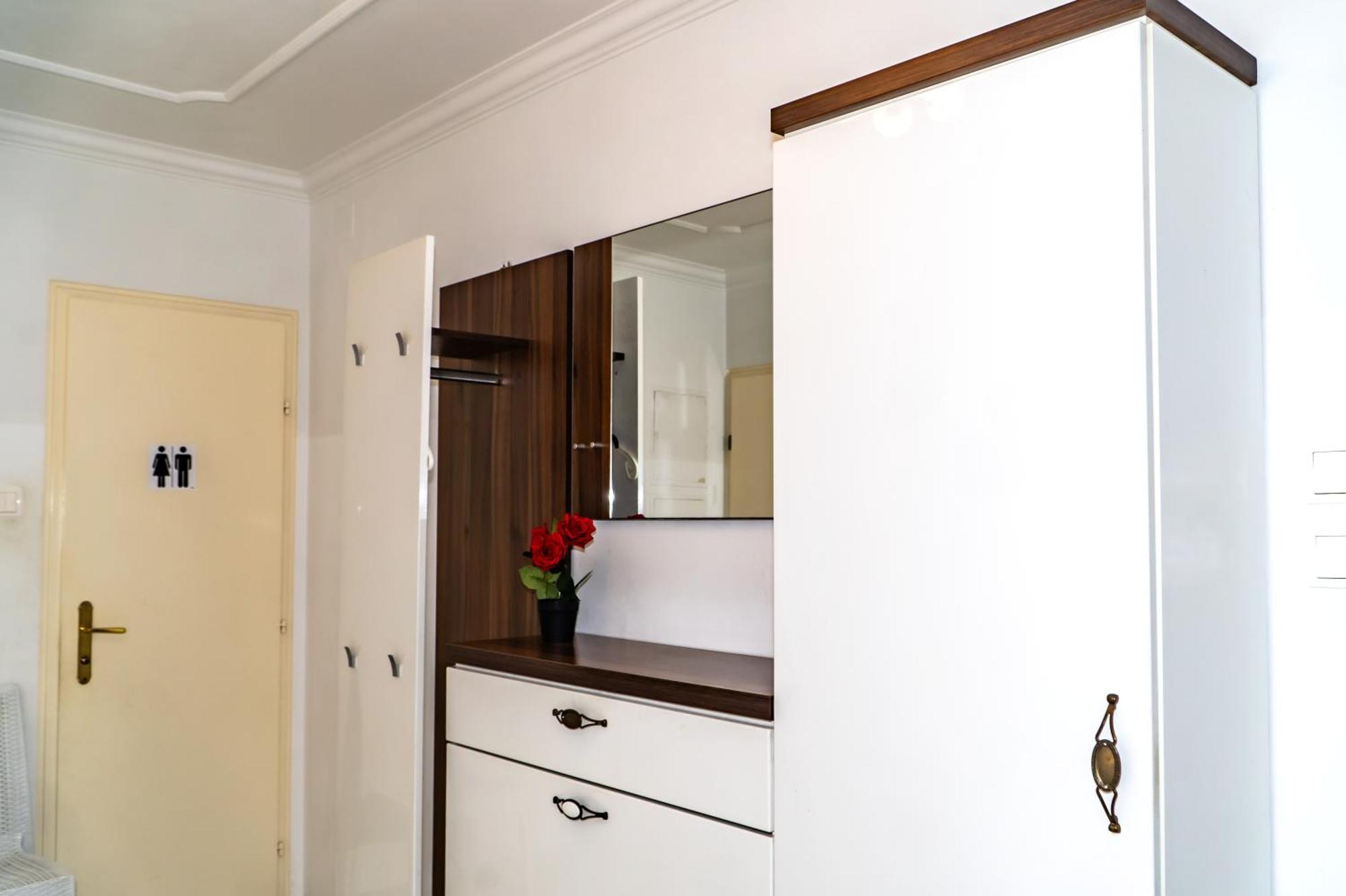 Spacious Rooms 5 Minutes To Wiener Stadthalle Esterno foto
