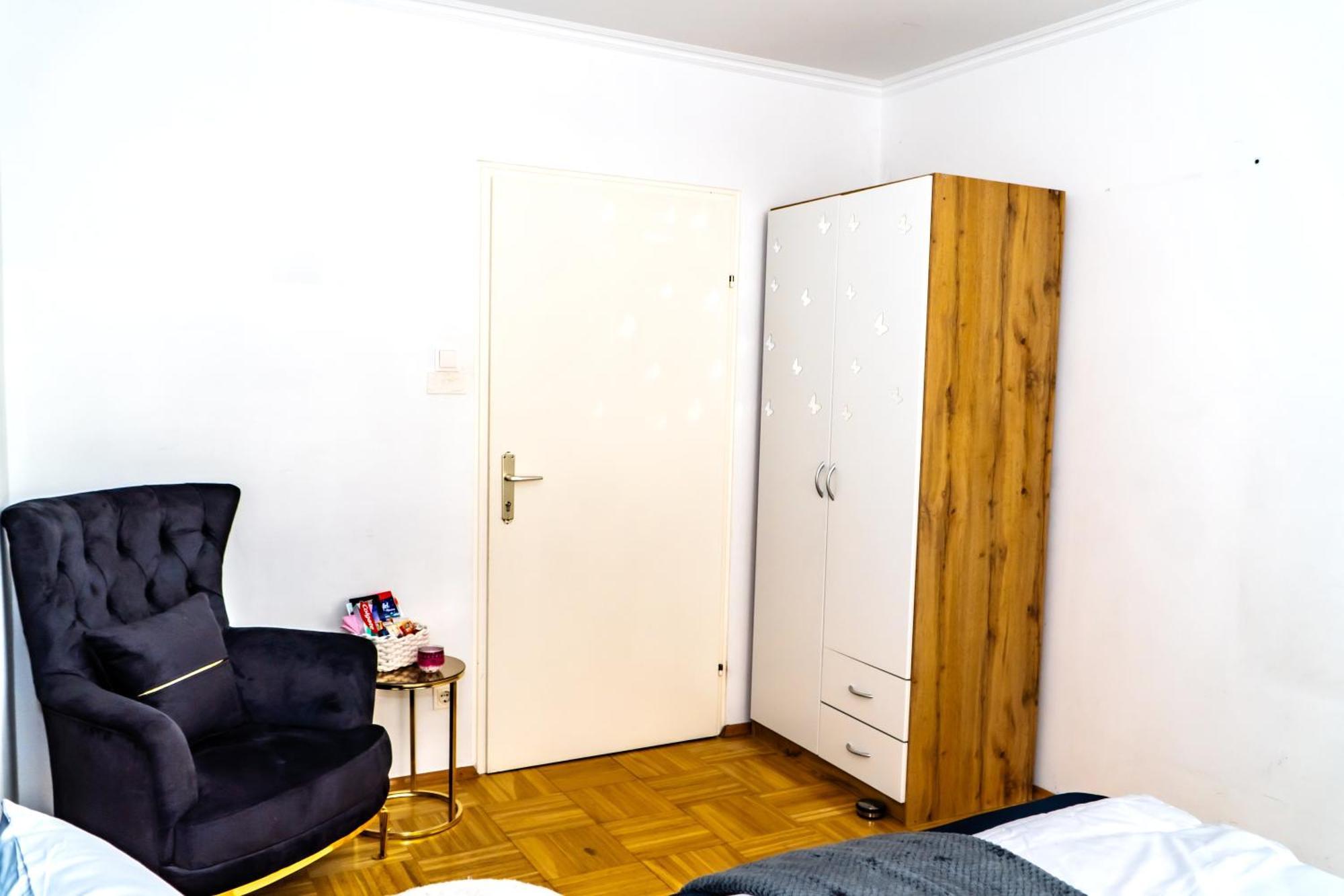 Spacious Rooms 5 Minutes To Wiener Stadthalle Esterno foto